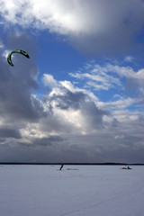 kite surfing