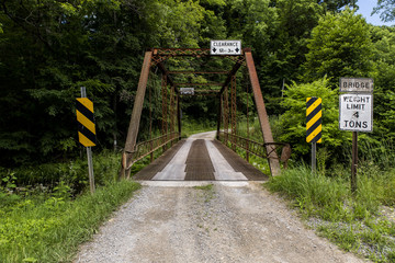 Fototapeta na wymiar Neglected Historic Bridge - Pennsylvania