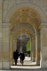 Fototapeta na wymiar Arcades de l'arc de triomphe du Carrousel à Paris, France
