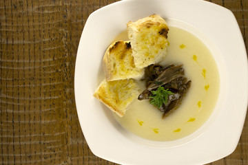 Cauliflower Soup With Mushrooms and Toast