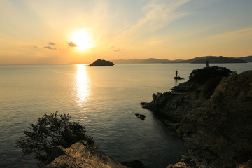 愛媛県八幡浜市　諏訪崎からの夕日