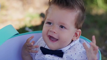 Baby inside the box with balloons