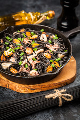 Black spaghetti with seafood