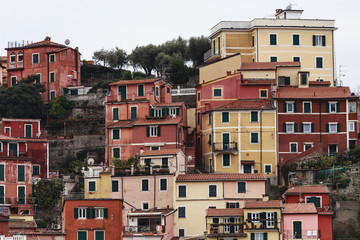 Case colorate sulla costa Ligure