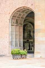 Fototapeta na wymiar Arco en el Monasterio de Montserrat. Barcelona