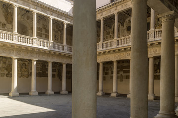 Fototapeta premium The picturesque Palazzo del Bo with its columns in the historic center of Padua, Veneto, Italy