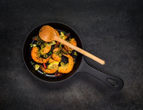 Cooked Shrimps and Prawns in Pan