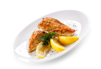 Grilled chicken fillet and vegetables