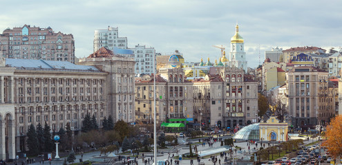 Fototapeta premium Beautiful day on Independence Square
