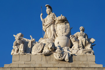 Alegoría a España en la Puerta de Toledo