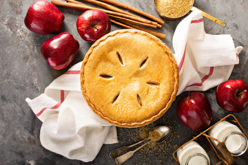 Apple pie in a wooden crate