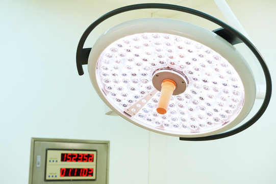 surgical lamps in operation room