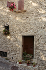 Fototapeta na wymiar Facade of Italian home