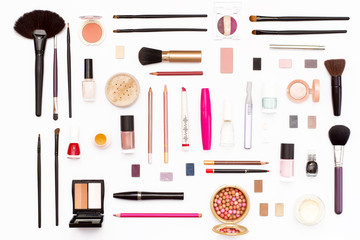 makeup cosmetics, brushes and other accessories on white background. - obrazy, fototapety, plakaty
