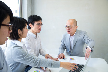 Obraz premium Planowanie konferencji-spotkania