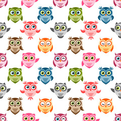 Seamless pattern with cute colorful owls and owlets