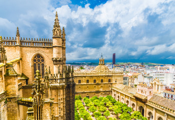 Fototapeta na wymiar City view from Giralda Tower, Cathedral de Santa Maria de la Sede, Sevilla, Andalusia, Spain.