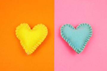 Corazones de fieltro