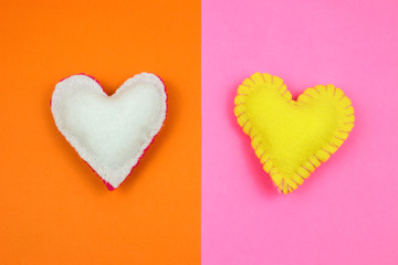 Corazones de fieltro