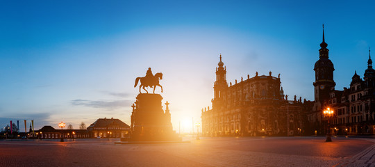 Night panorama of Dresden Theater Palace and sculpture of King J