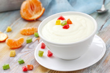 Semolina with candied fruit