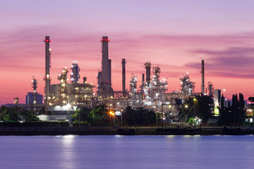 Fototapeta premium Landscape Oil refinery plant on night time