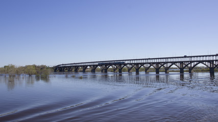 Fototapeta na wymiar Borsky bridge across the Volga in Nizhny Novgorod