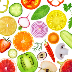 Naklejki  Plastry świeżych owoców i warzyw. Tło żywności.