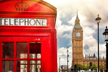 Obraz premium Red phone box in London, United Kingdom,