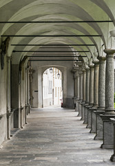 Chiavenna: cloister of San Lorenzo