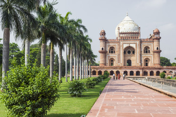 Tomb of Safdarjung in New Delhi, India. It was built in 1754 in the late Mughal Empire style. - obrazy, fototapety, plakaty