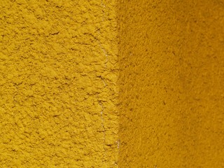 カラフルにペイントされたモルタル