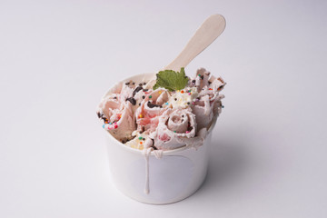 plombir, ice cream, ice roll - 139116122