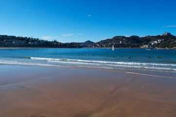 Donostia-San Sebastian, Paesi Baschi, Spagna: la spiaggia di La Concha, vista panoramica