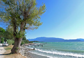 Fototapeta na wymiar at Lake Garda. eastern shore, Italy