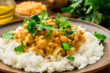 Vegetarian rice and vegan chickpea curry