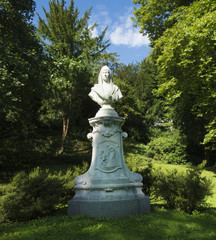 Obraz premium Bust of Empress Augusta of Saxe-Weimar-Eisenach_Baden-Baden, Baden-Wuerttemberg, Germany, Europe