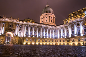 Naklejka na ściany i meble Budapest at Night