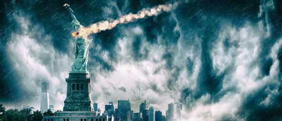 Statue of Liberty destroyed by a meteor   New York city Apocalypse © trafa