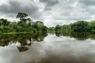 Unterwegs auf einem Nebenfluss des Amazonas in Bolivien