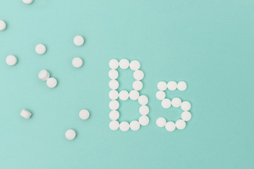 Vitamin B5 Pills Forming the Word 'B5'