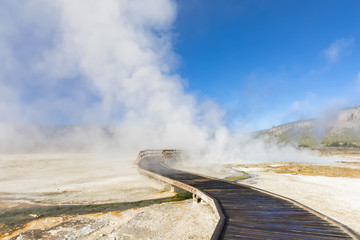 USA, Yellowstone National Park, boardwalk through Biscuit Basin