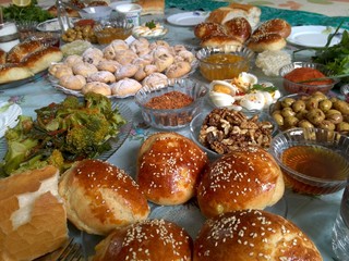 breakfast,Village breakfast,brokoli,egg,jam, cookie