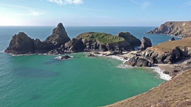 K&uuml;ster der Kynance Cove in Cornwall England