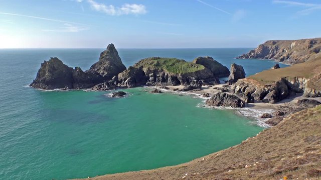 K&uuml;ster der Kynance Cove in Cornwall England
