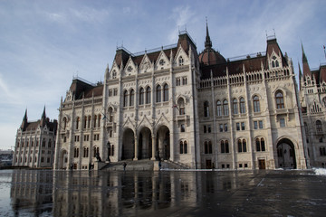 Fototapeta na wymiar The house of the parliament, Budapest, Hungary