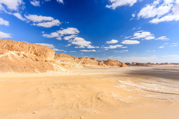 Fototapeta na wymiar Egyptian Sahara (White Desert)