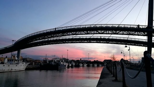 the port of Pescara in timelaps