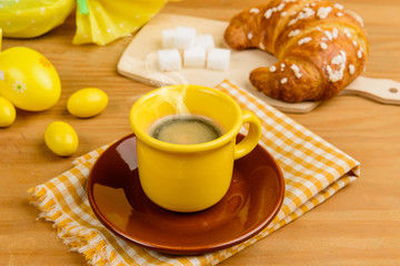 Caffè espresso per colazione di Pasqua