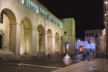Fototapeta premium Main Entrance to the St. Nicholas Basilica. Bari. Apulia.